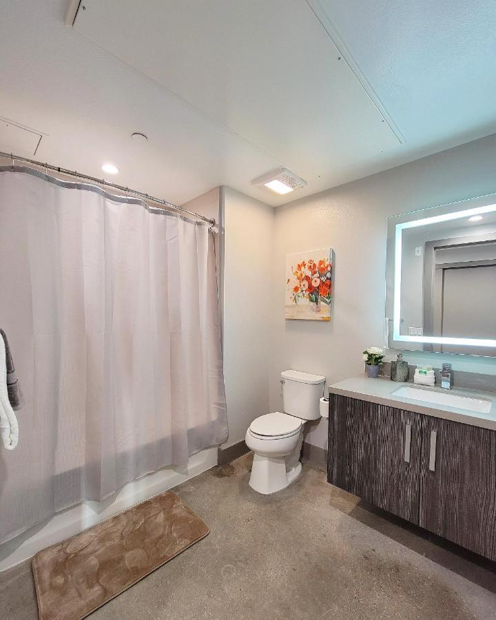 One Lux Stay At The Mansfield Miracle Mile Los Angeles Eksteriør billede